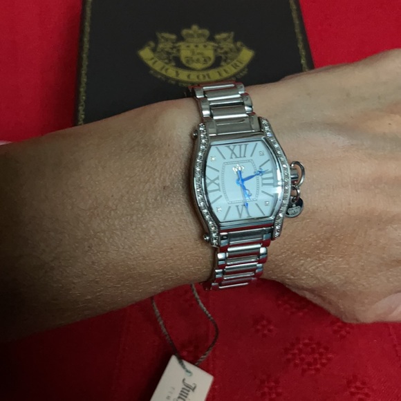 LADIES JUICY COUTURE SILVER TONE CRYSTAL WATCH - Picture 8 of 16